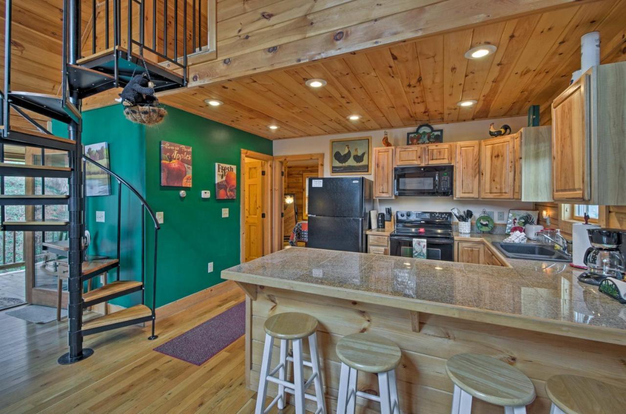 Bryson City Vacation Rental With Hot Tub And Fire Pit! Экстерьер фото