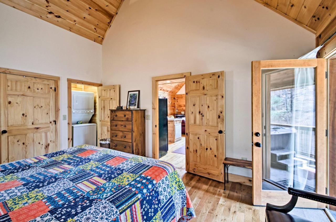 Bryson City Vacation Rental With Hot Tub And Fire Pit! Экстерьер фото